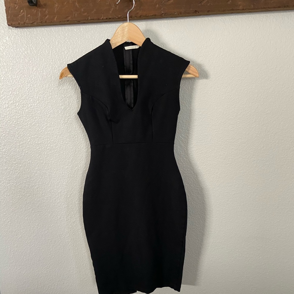 Glare black ❤️neckline midi dress